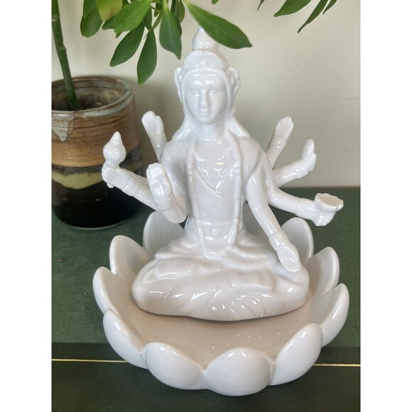 Beautiful Goddess Statue White Lotus Ceramic Jewelry Holder 6.5” x 5.5” - Picture 5 of 9